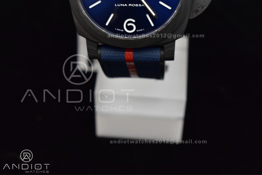 Minimalist PAM1529 Luna Rossa Carbon-tech VSF 1:1 Best Edition on Blue Fabric Strap P.9010 Clone 336