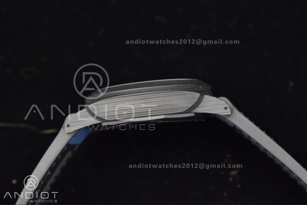 Minimalist PAM1529 Luna Rossa Carbon-tech VSF 1:1 Best Edition on Blue Fabric Strap P.9010 Clone 336
