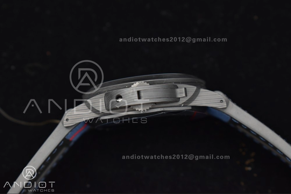 Minimalist PAM1529 Luna Rossa Carbon-tech VSF 1:1 Best Edition on Blue Fabric Strap P.9010 Clone 336