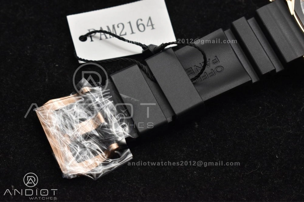 UrbanChic PAM2164 Submersible 42mm VSF Best Edition Black Dial on Black Rubber Strap P 325