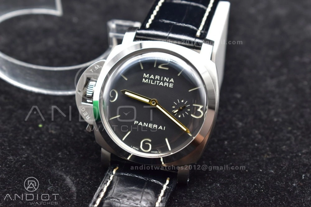 Affordable PAM217 H XF 1:1 Best Edition Superlumed Dial on Black Leather Strap A6497 with Y-Incabloc 332