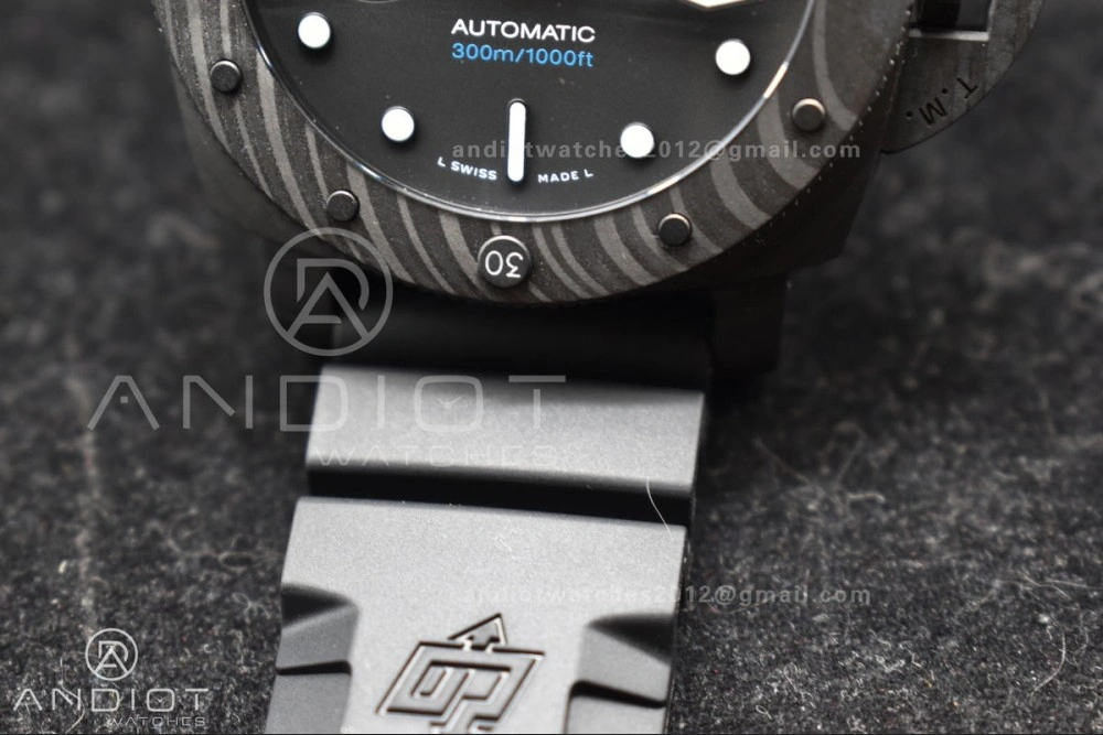 PAM2231 Carbotech 42mm VSF Best Edition Black Dial on Rubber Strap P.900 Clone Versatile 343