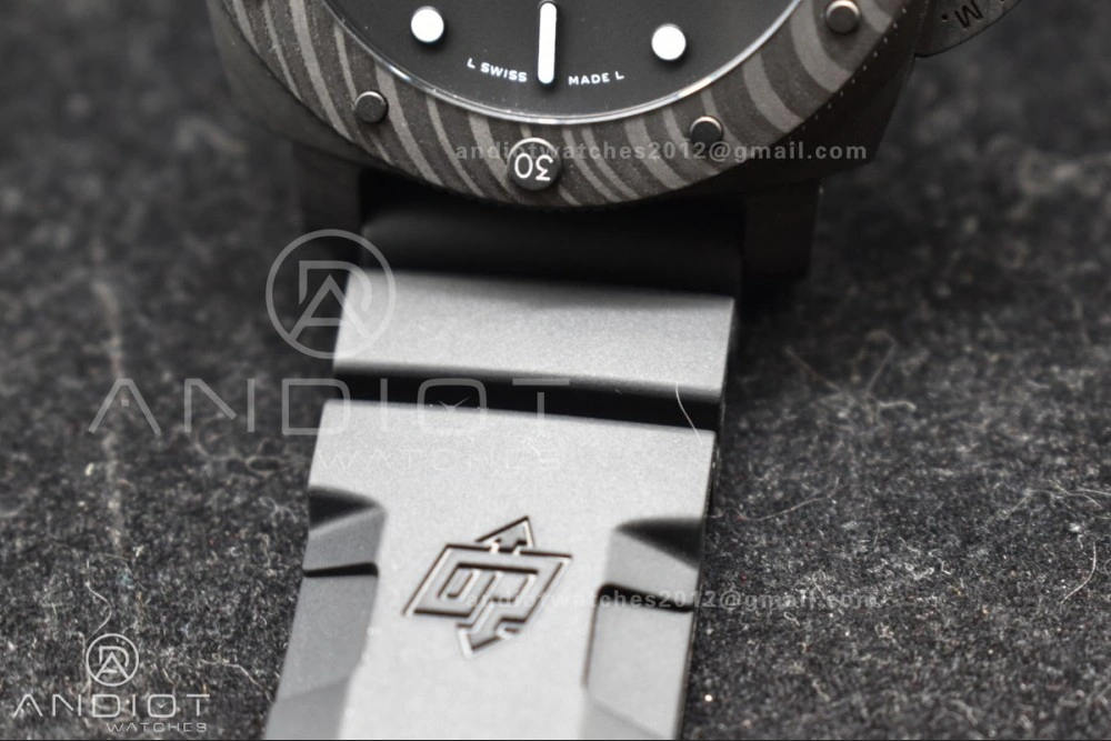 PAM2231 Carbotech 42mm VSF Best Edition Black Dial on Rubber Strap P.900 Clone Versatile 343