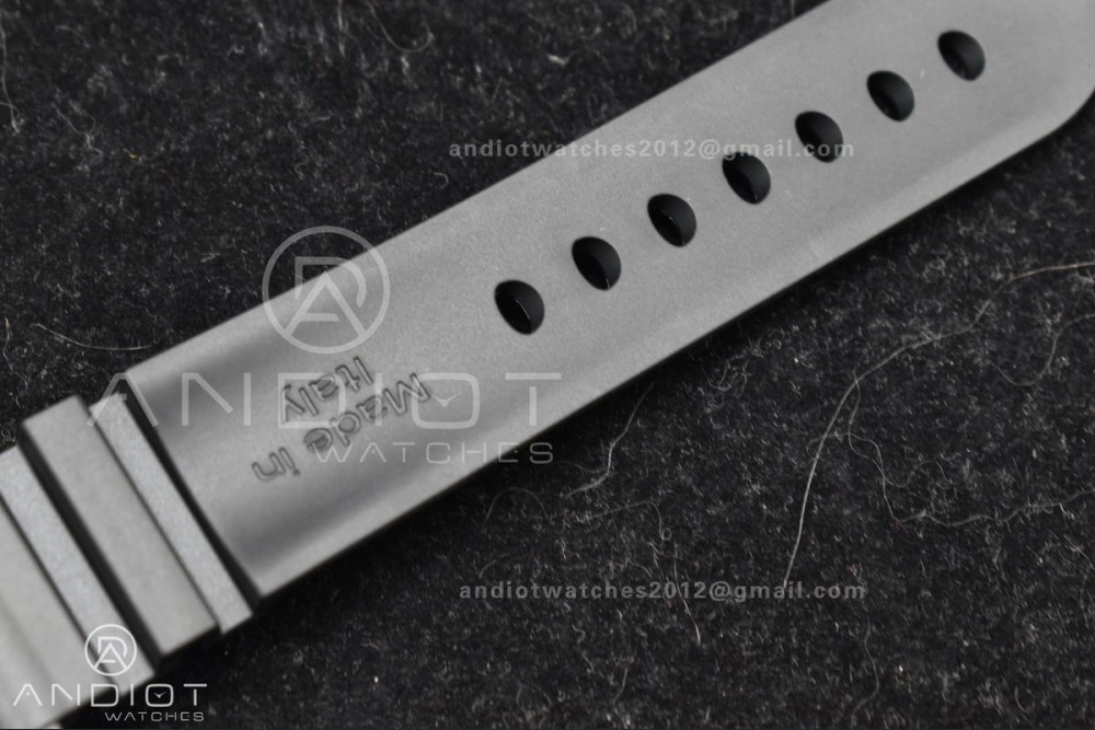 PAM2231 Carbotech 42mm VSF Best Edition Black Dial on Rubber Strap P.900 Clone Versatile 343