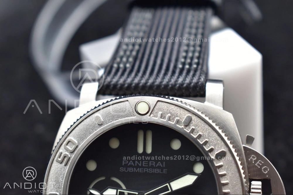 Minimalist PAM984 Mike Horn Submersible VSF 1:1 Best Edition Black Dial on Black Nylon Strap P.9010 Clone 354