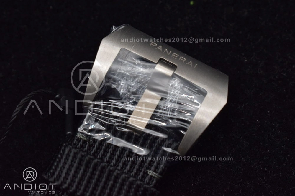 Minimalist PAM984 Mike Horn Submersible VSF 1:1 Best Edition Black Dial on Black Nylon Strap P.9010 Clone 354