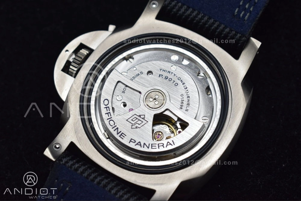 Minimalist PAM984 Mike Horn Submersible VSF 1:1 Best Edition Black Dial on Black Nylon Strap P.9010 Clone 354