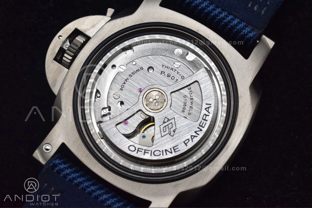 Fashionable PAM985 Mike Horn Submersible Tit Blue TI NY VSF P 351