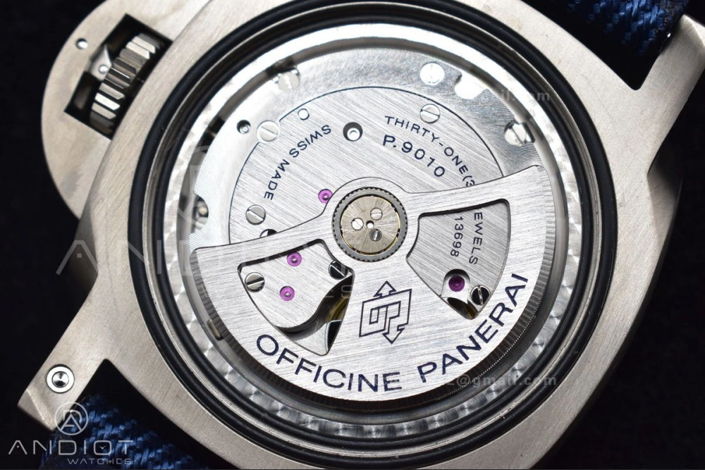 Fashionable PAM985 Mike Horn Submersible Tit Blue TI NY VSF P 351