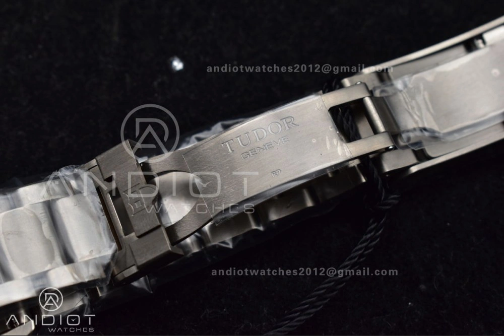 Attractive Pelagos 39mm Titanium ZF 1:1 Best Edition Black Dial on Titanium Bracelet A 1273