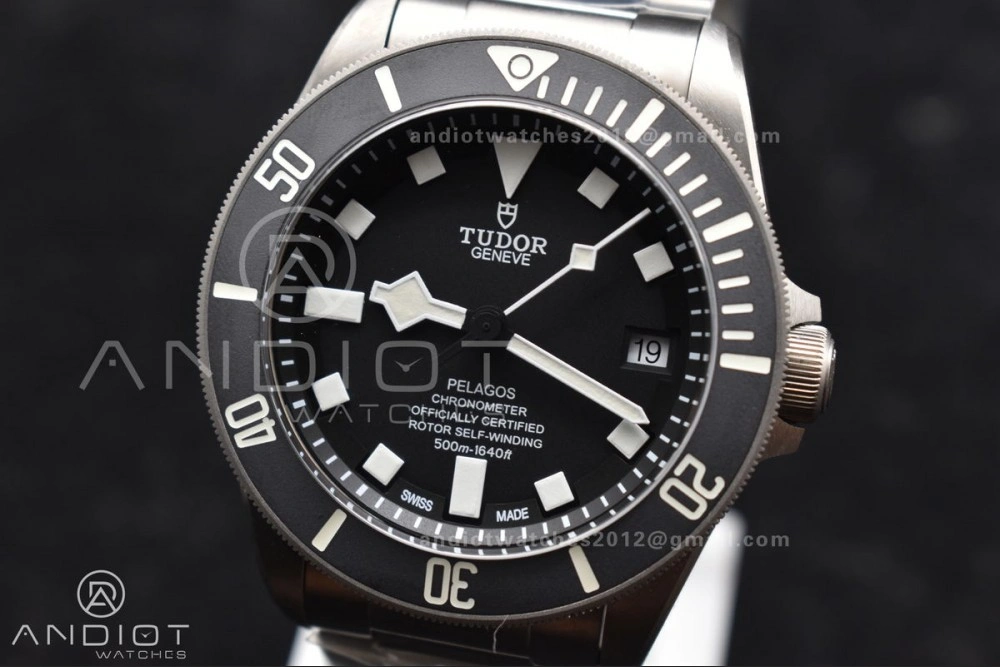 Pelagos Titanium Black Ceramic XF 1:1 Best Edition Black Dial on Titanium Bracelet A Compact 1277