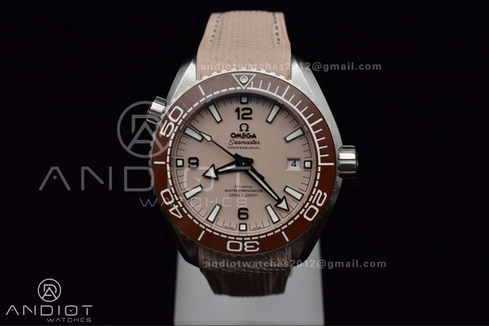 Planet Ocean 43.5mm SS VSF 1:1 Best Edition Brown Bezel Sand Dial on Sand Rubber Strap A8900 Super Clone Unisex 40