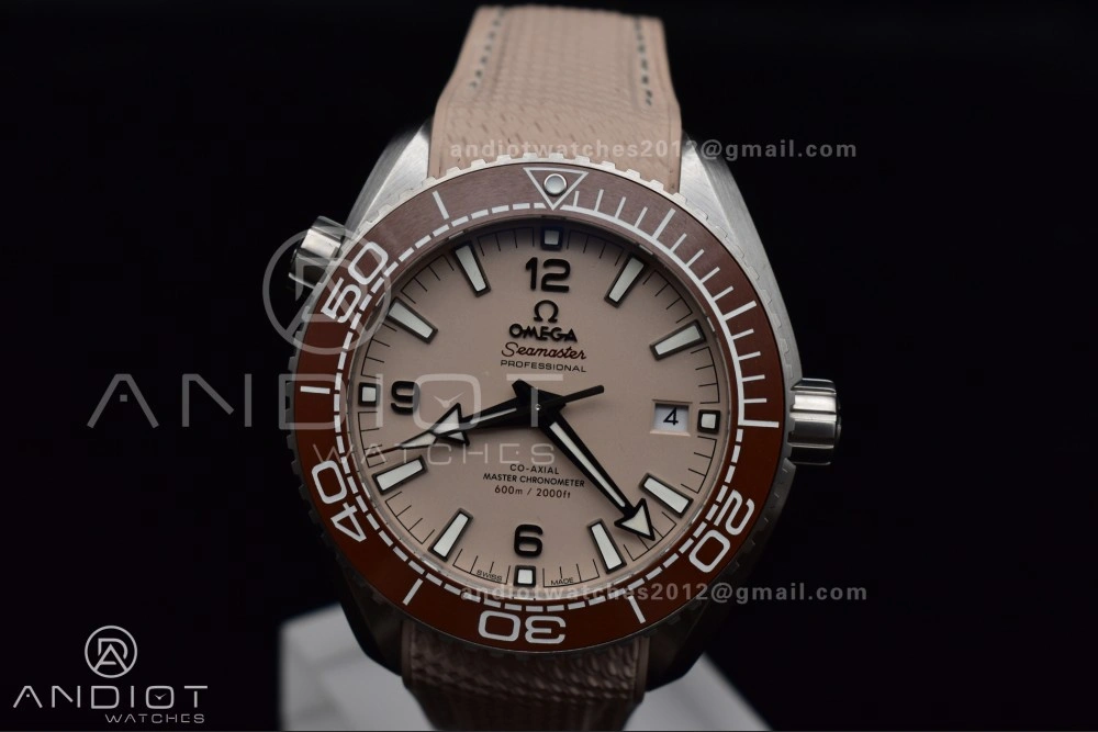 Planet Ocean 43.5mm SS VSF 1:1 Best Edition Brown Bezel Sand Dial on Sand Rubber Strap A8900 Super Clone Unisex 40