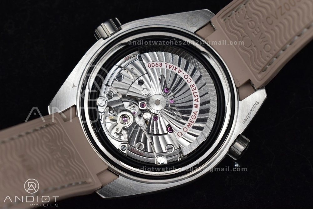Planet Ocean 43.5mm SS VSF 1:1 Best Edition Brown Bezel Sand Dial on Sand Rubber Strap A8900 Super Clone Unisex 40