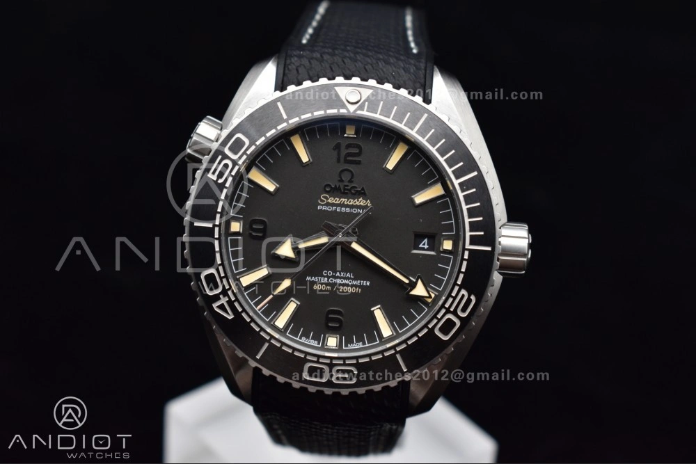 Planet Ocean 43.5mm SS VSF 1:1 Best Edition Gray Bezel Gray Dial on Black Rubber Strap A8900 Super Clone Unisex 38