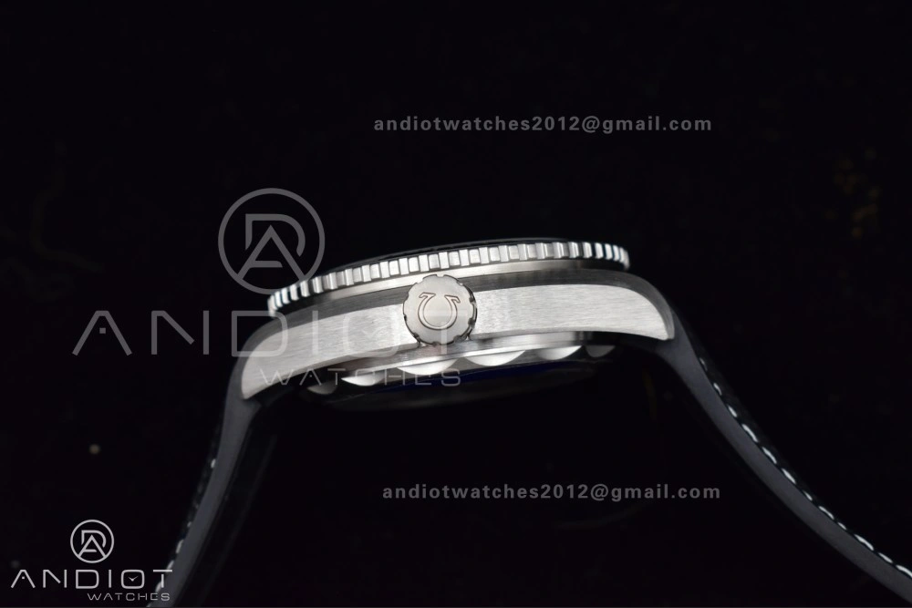 Planet Ocean 43.5mm SS VSF 1:1 Best Edition Gray Bezel Gray Dial on Black Rubber Strap A8900 Super Clone Unisex 38