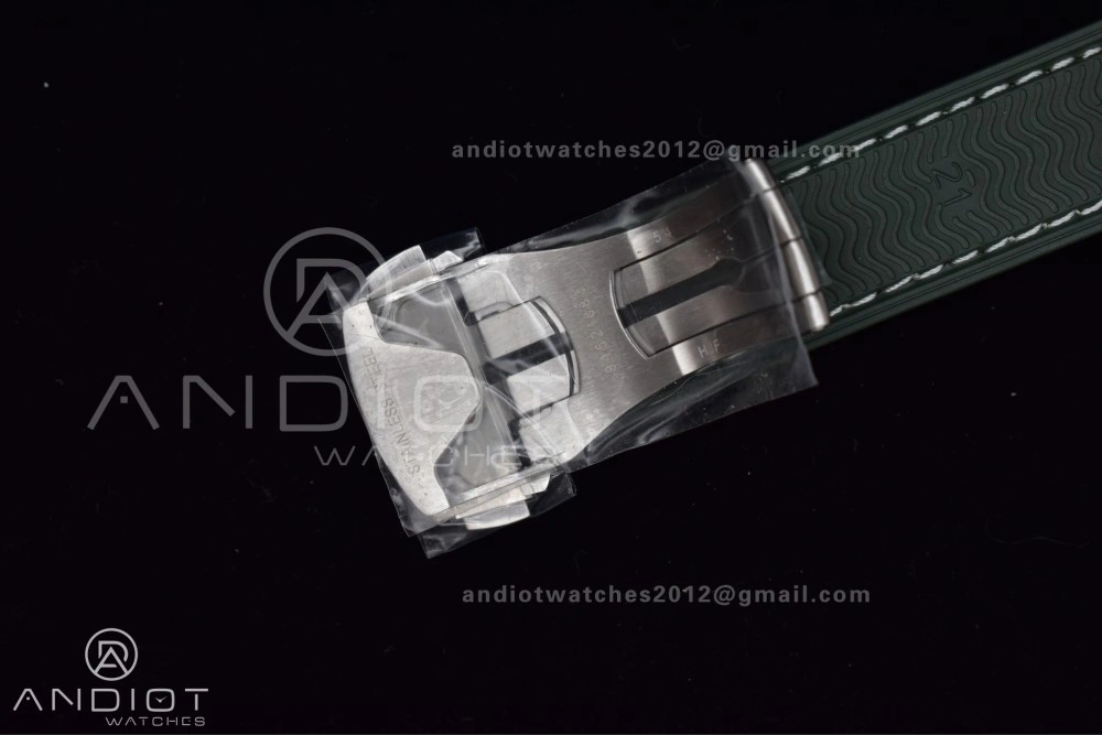 FlexibleFit Planet Ocean 43.5mm SS VSF 1:1 Best Edition Green Bezel White Dial on Green Rubber Strap A8900 Super Clone 39