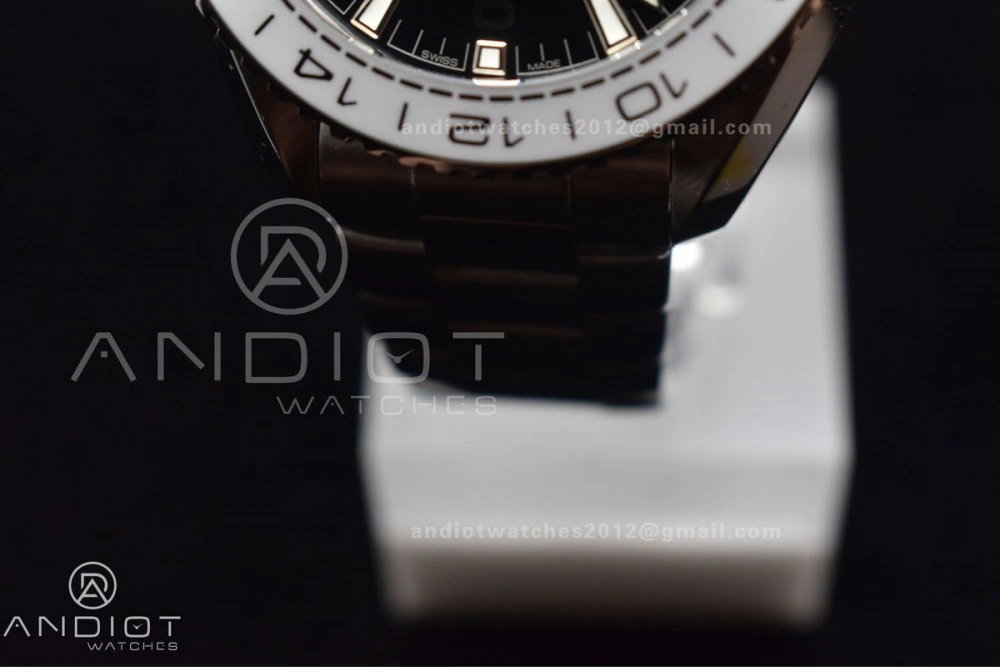 Sleek Planet Ocean 43.5mm 