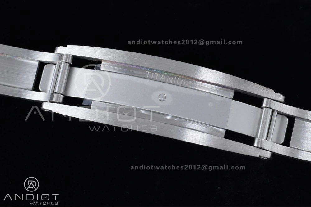 WaterResistant RM055 NTPT Ti APSF 1:1 Best Edition Black Inner Bezel Red Crown On Red Rubber Strap RMUL2 Super Clone 1235