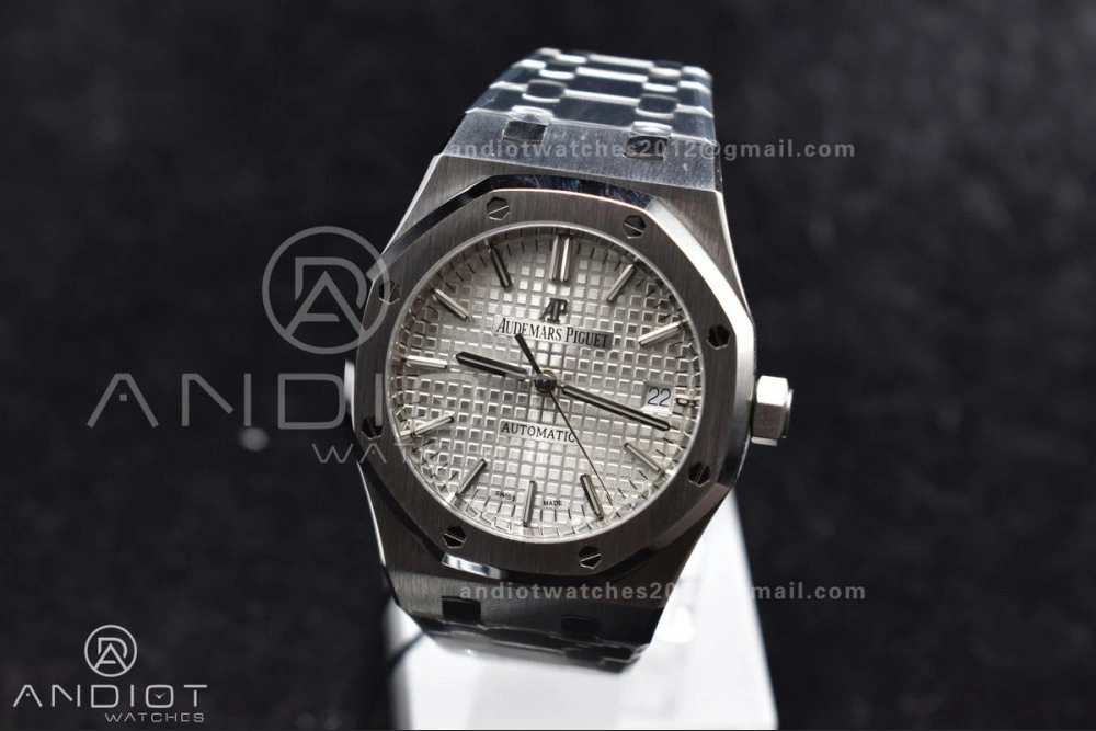 Snug Royal Oak 37mm 15450 SS ZF 1:1 Best Edition White Textured Dial on SS Bracelet SA3120 Super Clone 103