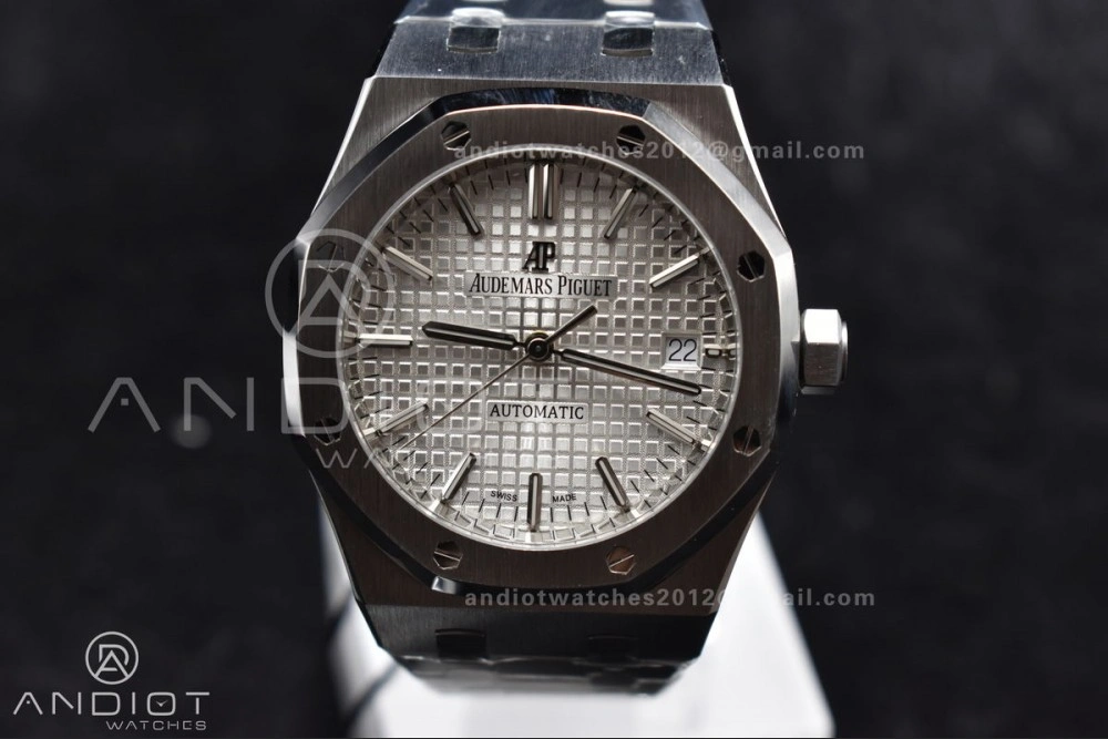 Snug Royal Oak 37mm 15450 SS ZF 1:1 Best Edition White Textured Dial on SS Bracelet SA3120 Super Clone 103