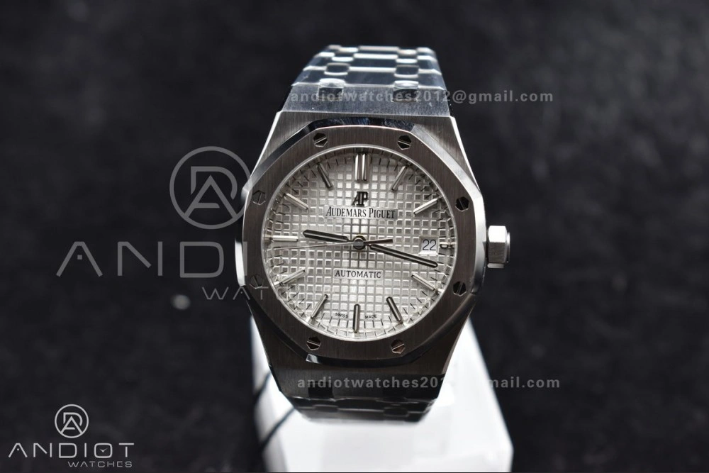 Snug Royal Oak 37mm 15450 SS ZF 1:1 Best Edition White Textured Dial on SS Bracelet SA3120 Super Clone 103