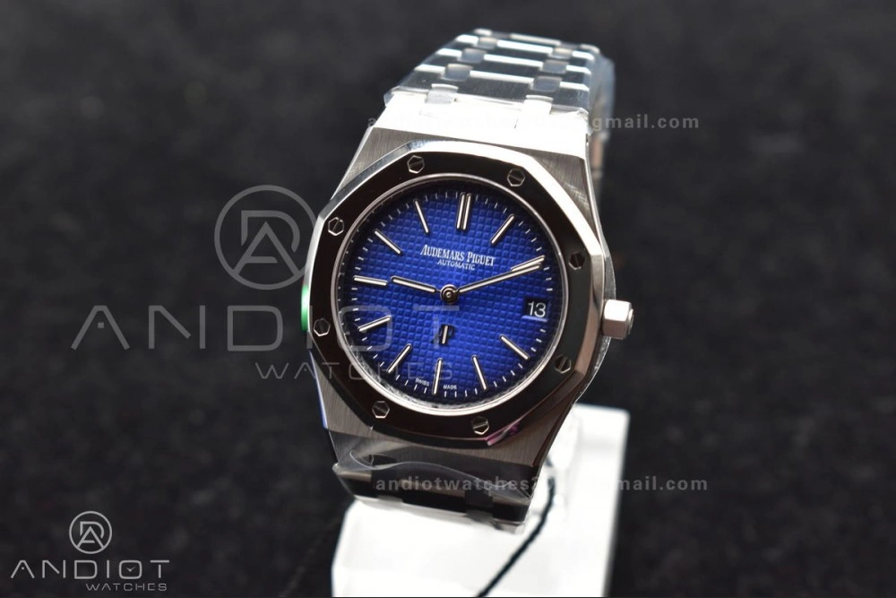 Efficient Royal Oak 39mm 15202 SS ZF 1:1 Best Edition Blue Textured Dial on SS Bracelet A 111