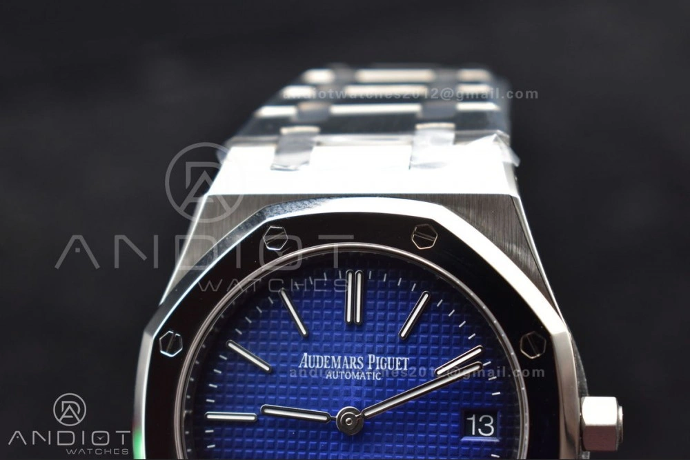 Efficient Royal Oak 39mm 15202 SS ZF 1:1 Best Edition Blue Textured Dial on SS Bracelet A 111