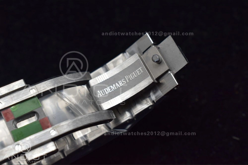 Efficient Royal Oak 39mm 15202 SS ZF 1:1 Best Edition Blue Textured Dial on SS Bracelet A 111