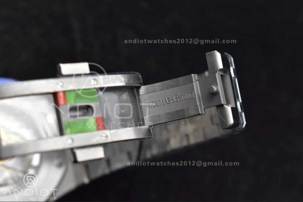 Breathable Royal Oak 41mm 15400 SS ZF 1:1 Best Edition Blue Textured Dial on SS Bracelet A 134