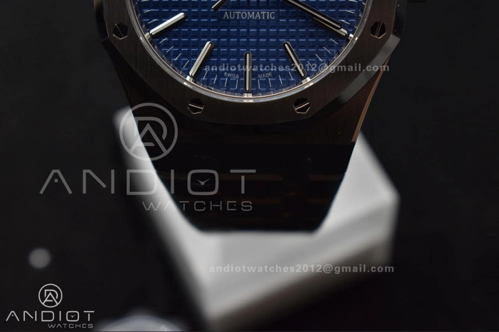 Breathable Royal Oak 41mm 15400 SS ZF 1:1 Best Edition Blue Textured Dial on SS Bracelet A 134