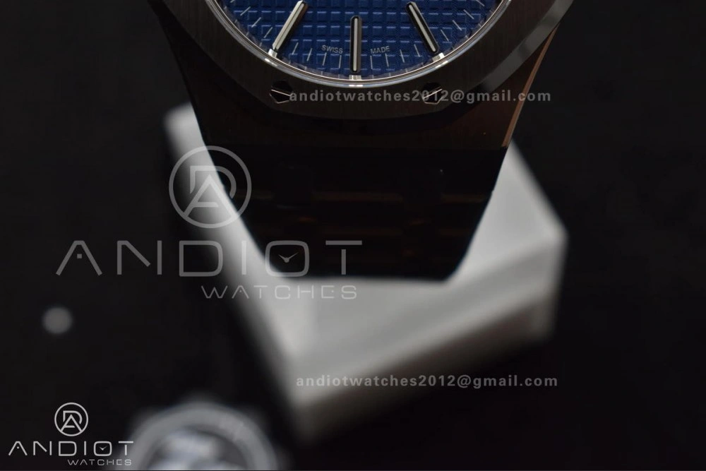 Breathable Royal Oak 41mm 15400 SS ZF 1:1 Best Edition Blue Textured Dial on SS Bracelet A 134