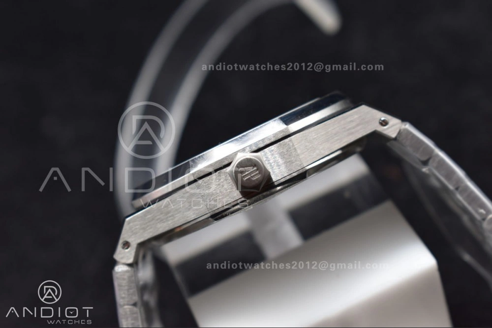 WeatherProof Royal Oak 41mm 15510 