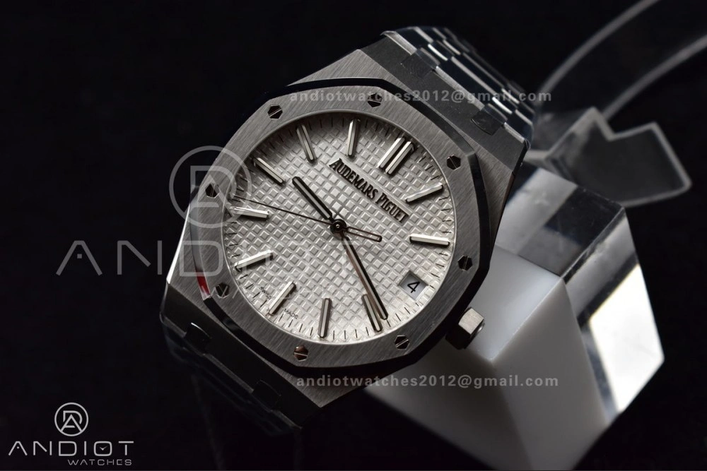 WeatherProof Royal Oak 41mm 15510 