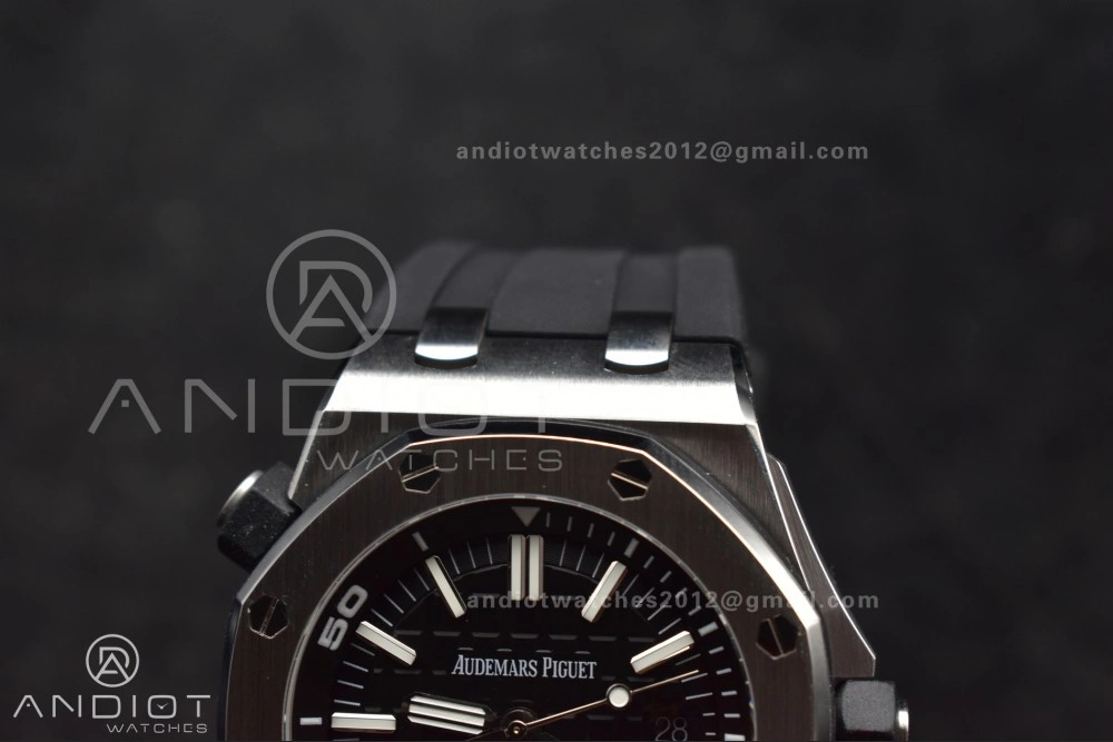 Royal Oak Offshore Diver 15703 ZF 1:1 Best Edition Black Dial on Black Rubber Strap A ZeroBulk 153