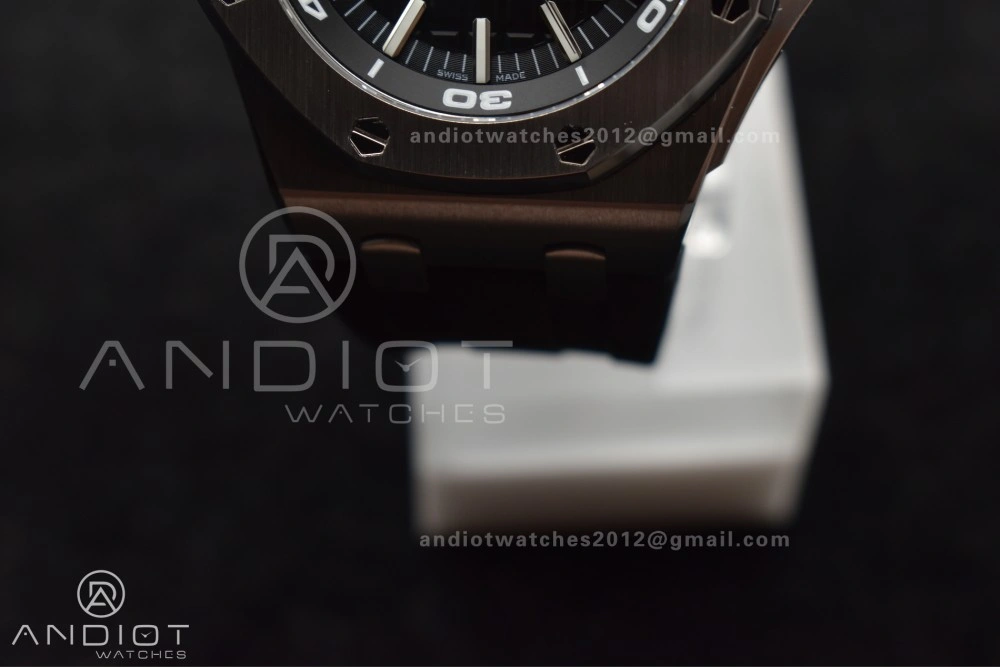 Royal Oak Offshore Diver 15703 ZF 1:1 Best Edition Black Dial on Black Rubber Strap A ZeroBulk 153