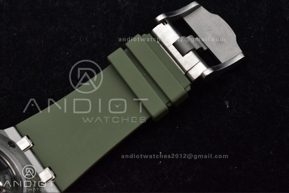 Royal Oak Offshore Diver 15720 SS APSF 1:1 Best Edition Green Dial on Green Rubber Strap A4308 Super Clone TimelessDesign 157
