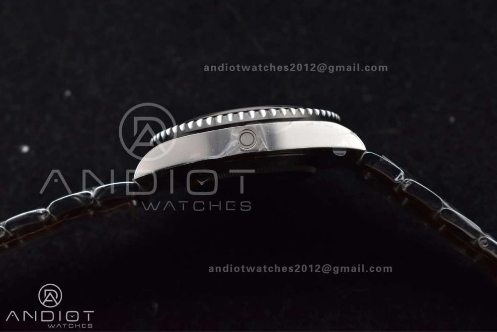 Sea-Dweller 126600 Clean 1:1 Best Edition 904L SS Case and Bracelet VR Classic 1055