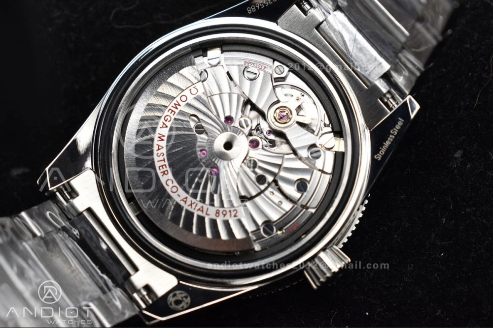 Tailored Seamaster 300 Heritage VSF 1:1 Best Edition Blue Dial on SS Bracelet A8912 Super Clone 1063