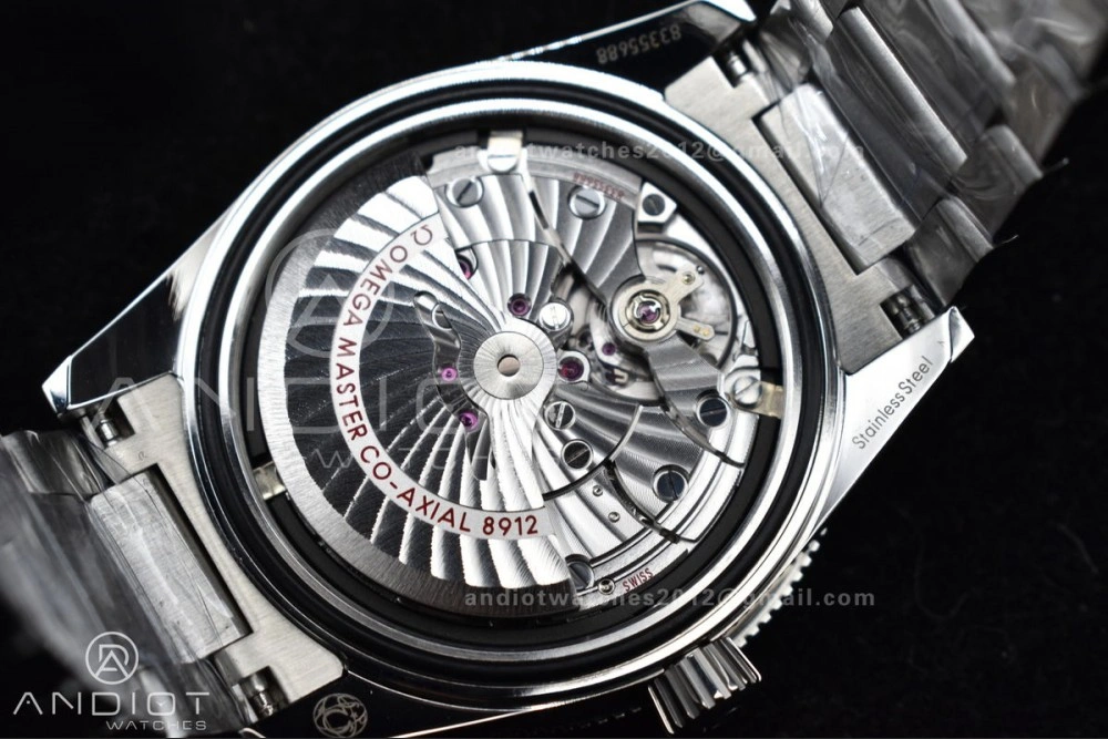 Tailored Seamaster 300 Heritage VSF 1:1 Best Edition Blue Dial on SS Bracelet A8912 Super Clone 1063