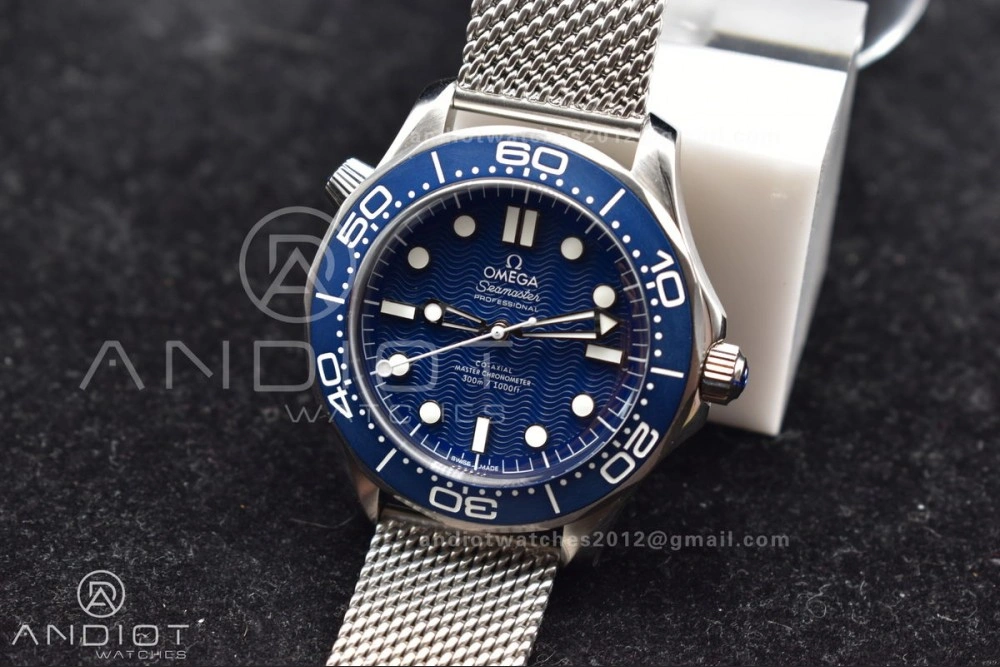 Minimalist Seamaster 300M 42mm James Bond 60th anniversary VSF Best Edition on Mesh Bracelet A 57