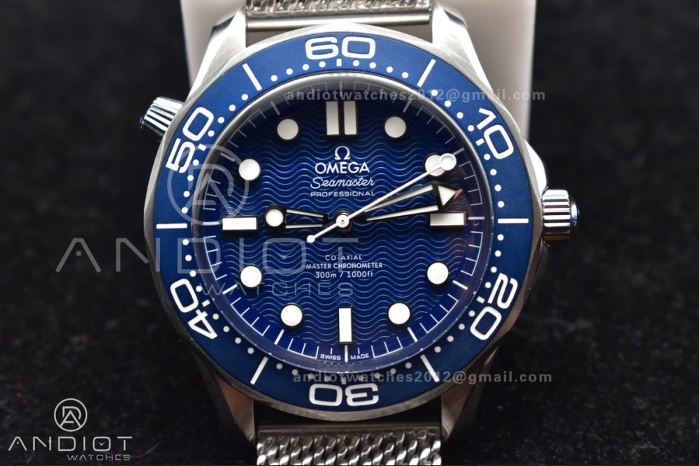 Minimalist Seamaster 300M 42mm James Bond 60th anniversary VSF Best Edition on Mesh Bracelet A 57