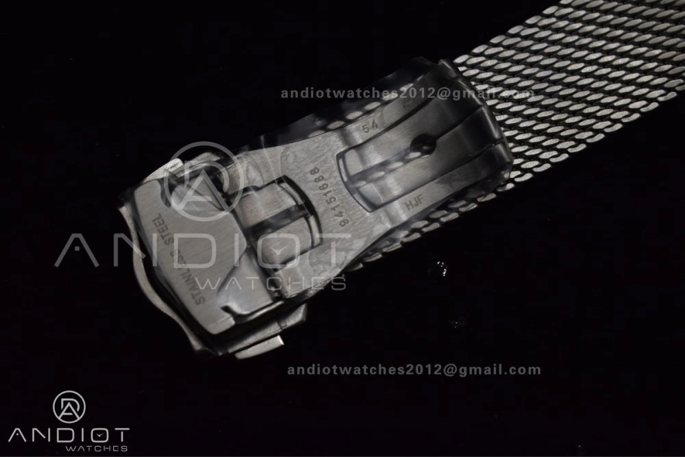 Minimalist Seamaster 300M 42mm James Bond 60th anniversary VSF Best Edition on Mesh Bracelet A 57