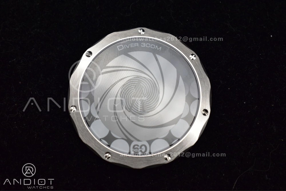 Minimalist Seamaster 300M 42mm James Bond 60th anniversary VSF Best Edition on Mesh Bracelet A 57