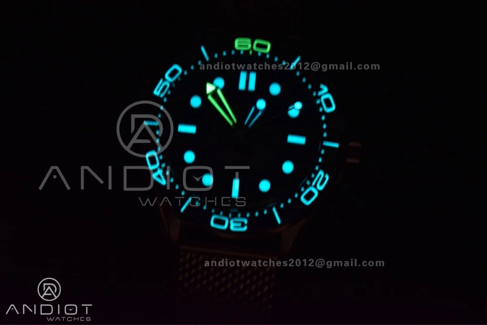 Minimalist Seamaster 300M 42mm James Bond 60th anniversary VSF Best Edition on Mesh Bracelet A 57