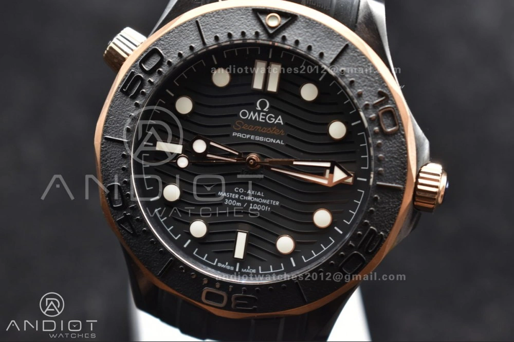 Neat Seamaster 300m 43.5mm Black Ceramic VSF 1:1 Best Edition Black Dial RG Bezel on Black Rubber Strap A 1070