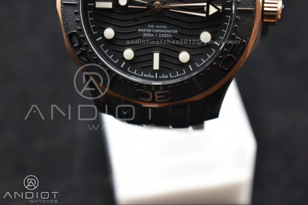 Neat Seamaster 300m 43.5mm Black Ceramic VSF 1:1 Best Edition Black Dial RG Bezel on Black Rubber Strap A 1070