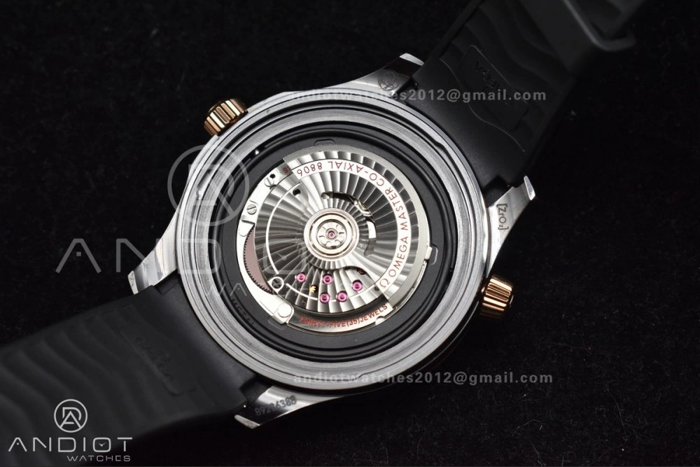 Neat Seamaster 300m 43.5mm Black Ceramic VSF 1:1 Best Edition Black Dial RG Bezel on Black Rubber Strap A 1070