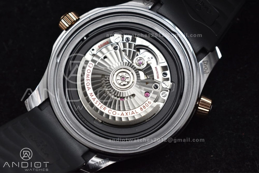 Neat Seamaster 300m 43.5mm Black Ceramic VSF 1:1 Best Edition Black Dial RG Bezel on Black Rubber Strap A 1070
