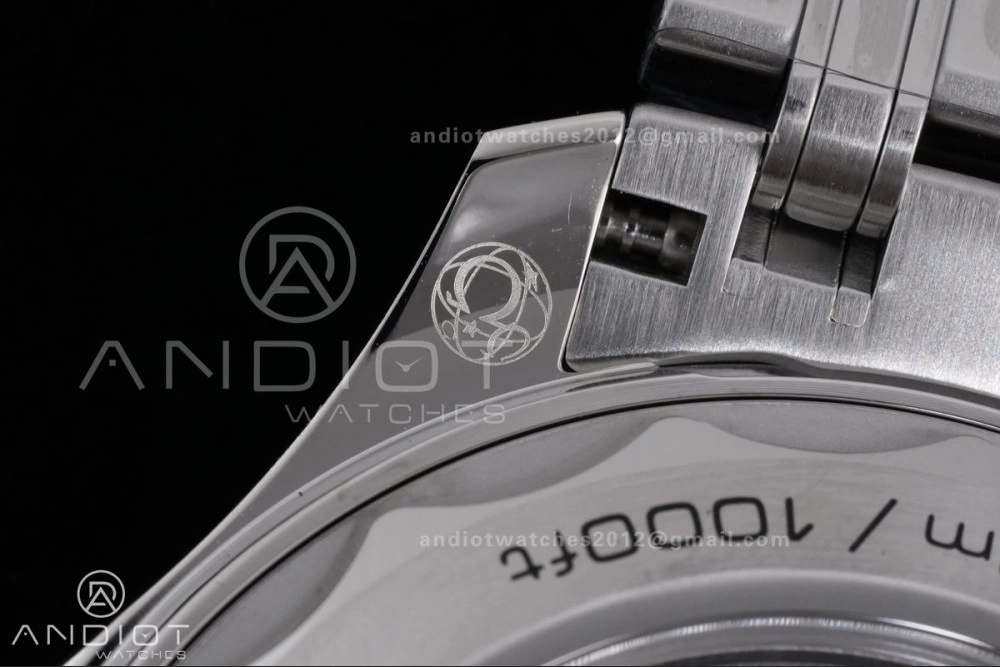Seamaster Diver 300M Black Ceramic Bezel V4 VSF 1:1 Best Edition White Dial On SS Bracelet Super Clone Asian Neat 81